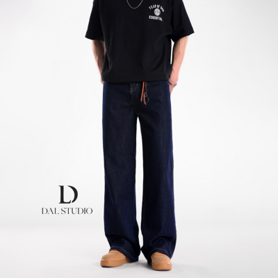 复古丹宁蓝色牛仔裤男
