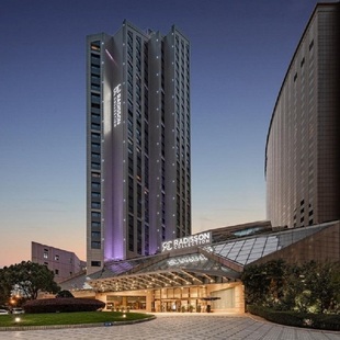 【春节不加价】上海扬子江丽笙精选酒店1-3晚含双早