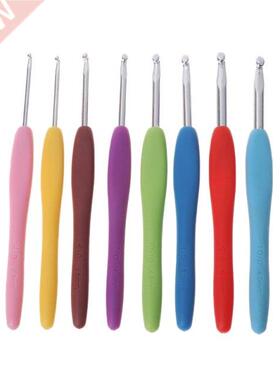 8Pcs Crochet Needles 2.5-6mm Rubber Handle Hooks Knitting Se