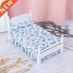 1Pc 1:12 Mini Bed With Pillow for Girls Dolls Dollhouse
