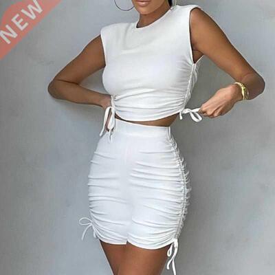 Solid Color Pleated Sports Shorts S et Casual Two-Piec e Set