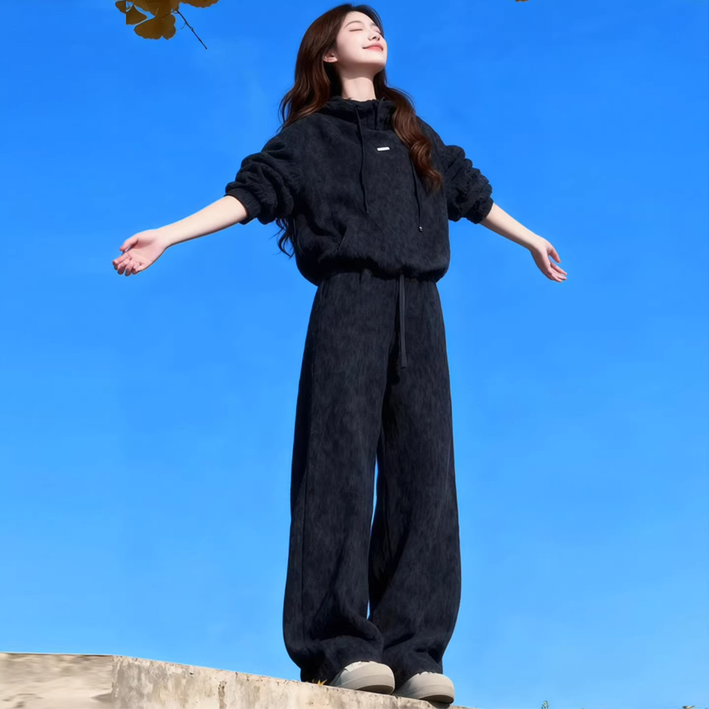 冬季新款高级感超火穿搭减龄洋气时尚休闲运动加绒卫衣一整套装女