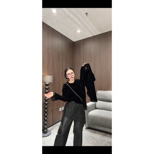 欧货丝绒衬衫女秋新高级感气质蕾丝拼接喇叭袖丝绒小衫内搭打底衫