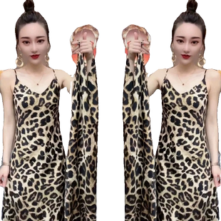 炸街网红爆款洋气豹纹吊带裙女夏2026年新款显瘦百搭中长款连衣裙