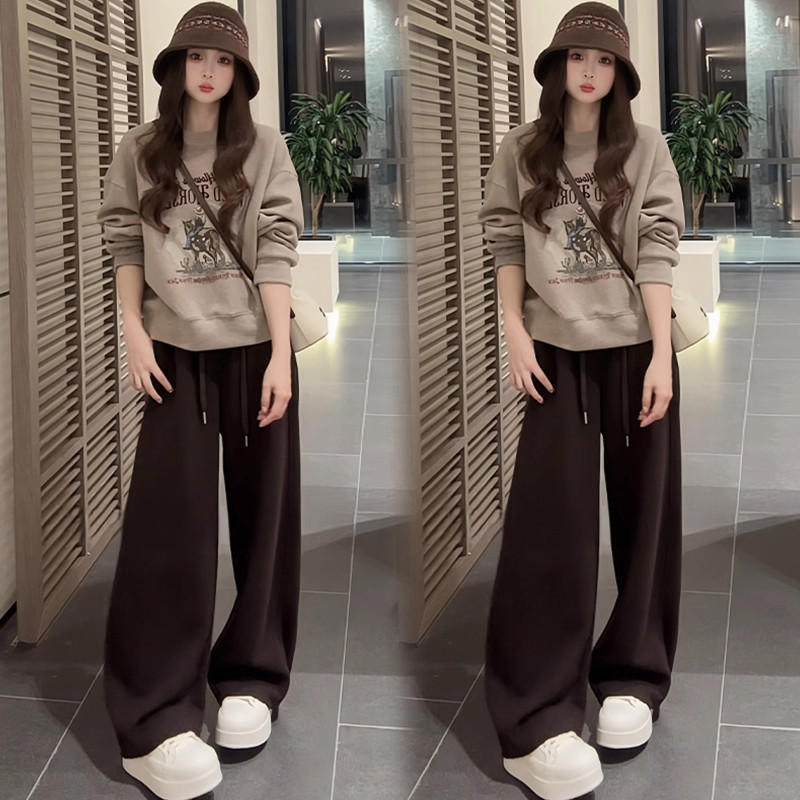巨好看早秋套装女2026新款时尚印花圆领卫衣宽松显瘦阔腿裤两件套,女装/女士精品,时尚套装,淘宝优惠券,粉丝福利购,淘宝优惠卷