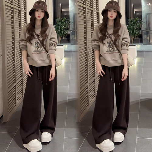 巨好看早秋套装女2025新款时尚印花圆领卫衣宽松显瘦阔腿裤两件套