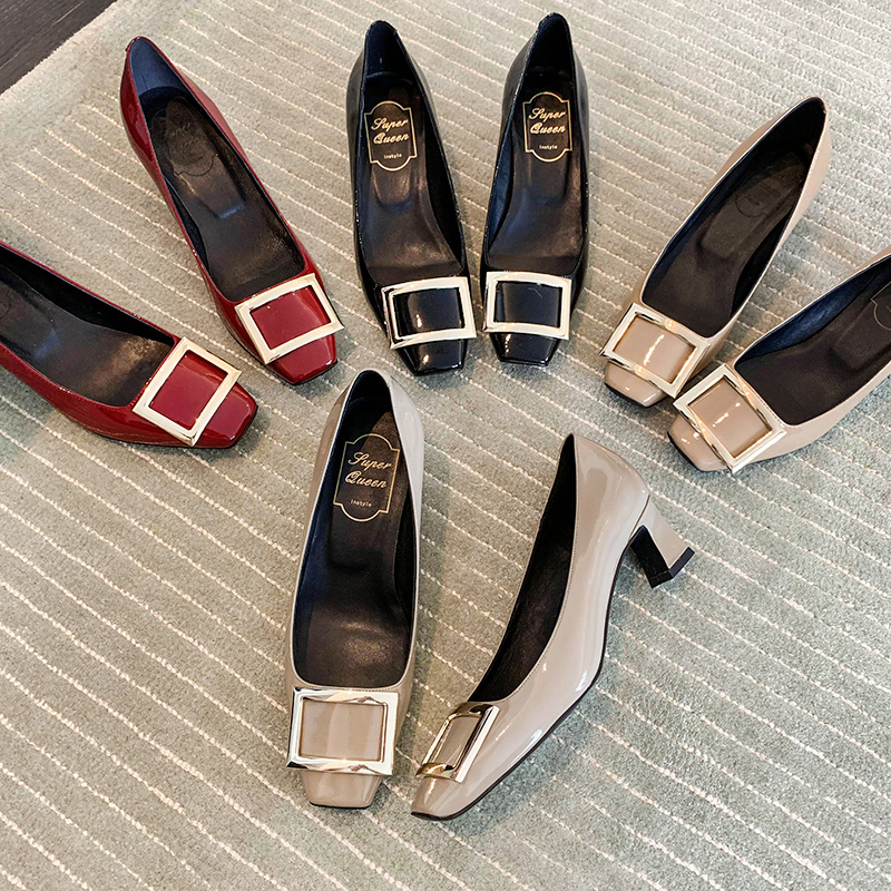 rv网红同款2023春新款漆皮方扣单鞋粗跟中跟方头浅口通勤高跟鞋女
