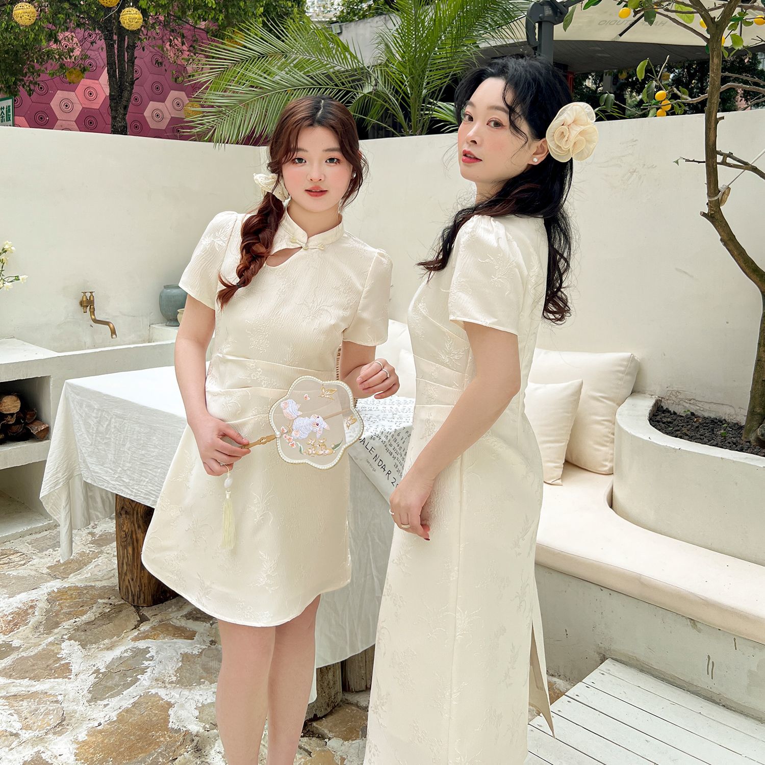 DM100大码女装2025新款女显瘦缎面提花新中式立领盘扣旗袍连衣裙