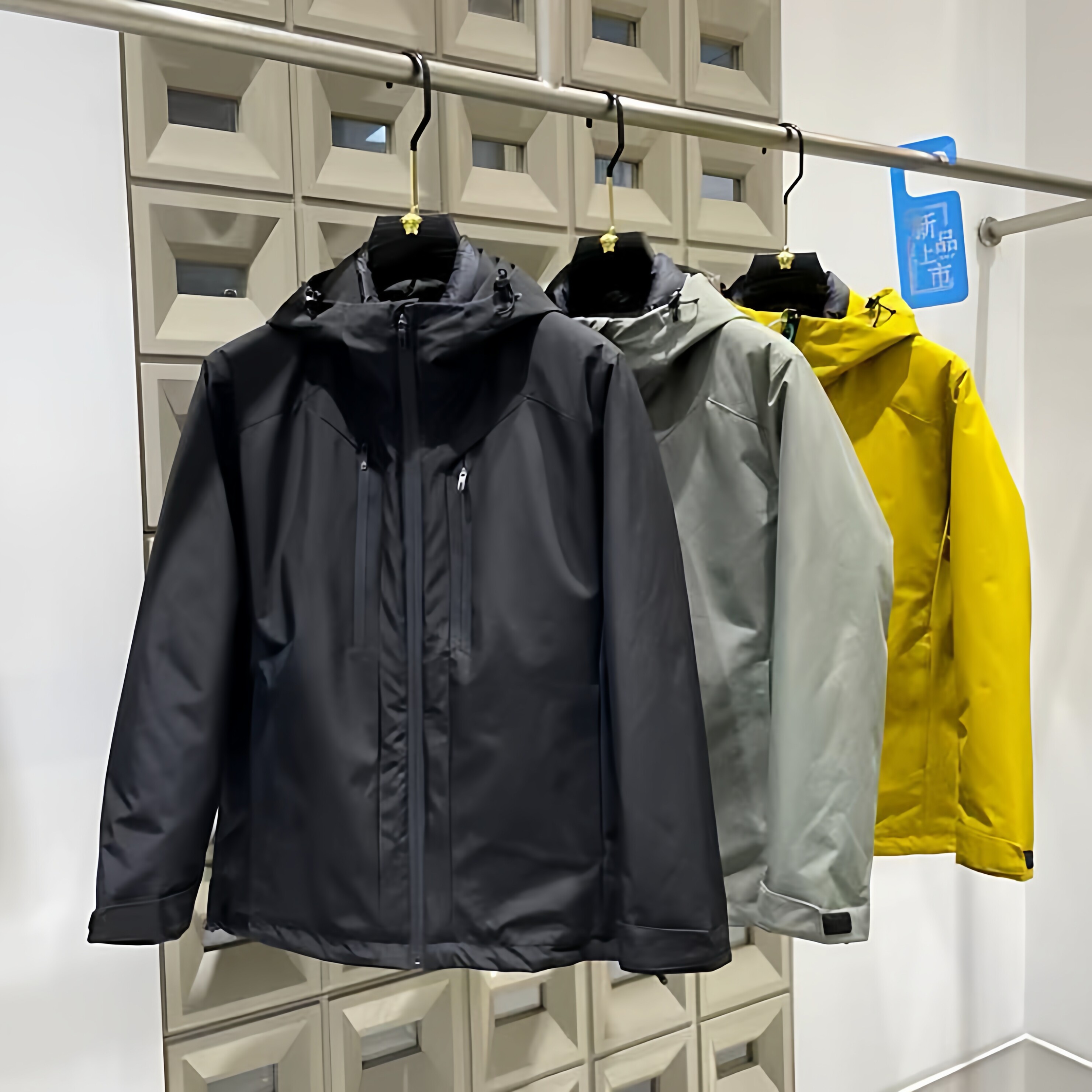 2025冬季新款男士户外三合一冲锋衣羽绒服时尚纯色可拆卸内胆外套