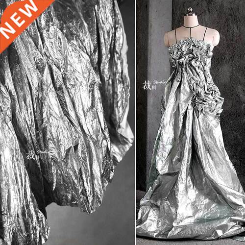 Free Pleated Silver Shiny Bright Tear-Proof Paper Duvet