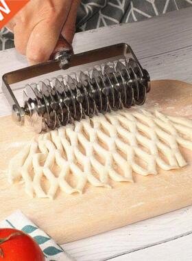 Dreamburgh Kitchen Baking Rolling Broaches Pie Pizza Cutting