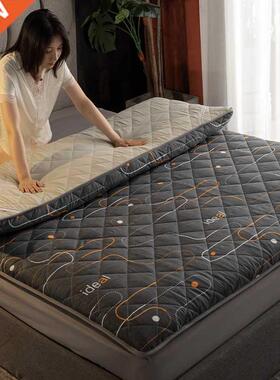Mattress spongy mattress with tatami MATS on the floor