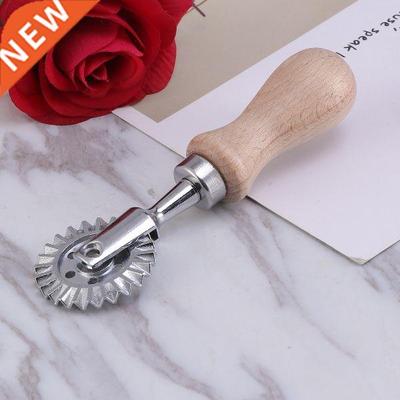 Stainless Steel Biscuit Mold Cookie Cutter Lace-up Embossed