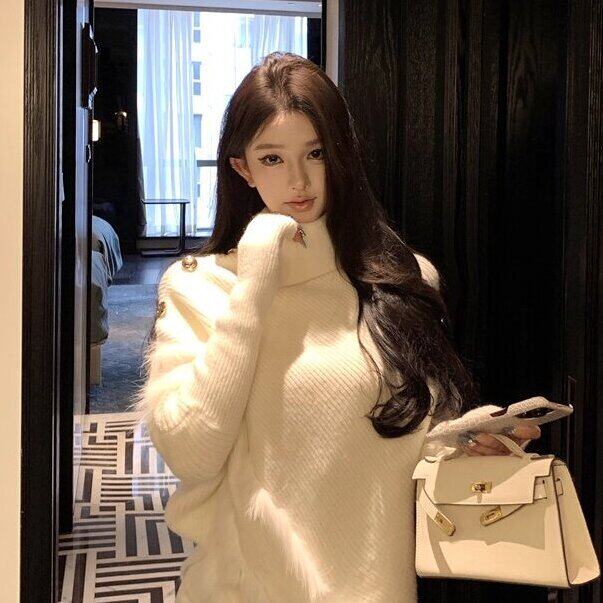 水貂绒慵懒高领毛衣女秋冬季高级感圣诞毛毛上衣不规则斗篷针织衫