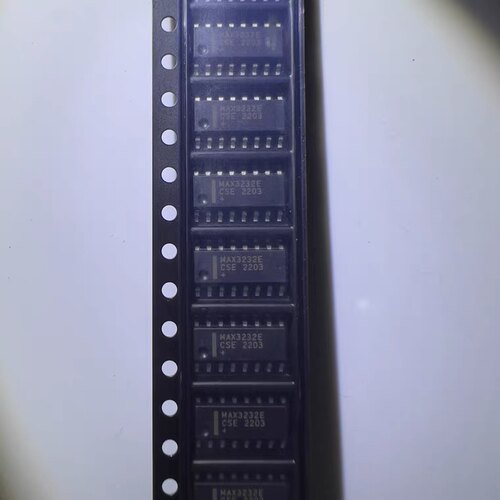 全新原装 MAX3232E MAX3232ECSE RS-232接口IC 收发器 贴片SOP-16