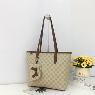 大容量托特包印花购物袋单肩2965 商场同款 啄木鸟女包正品 2025新款