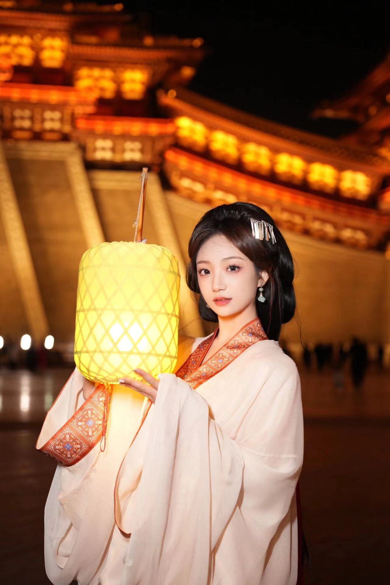 汉服女战国袍直裾复原传统交领宫廷风古装拖尾现货大放量2024新款