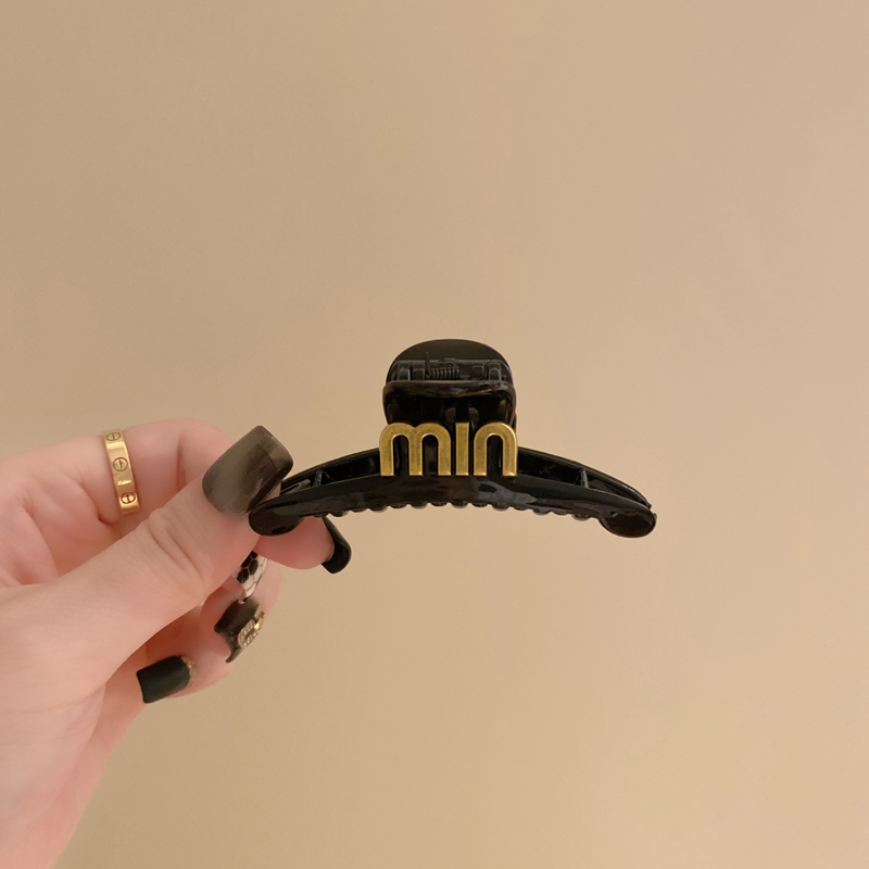 高级感抓夹简醉发夹简约字母中号