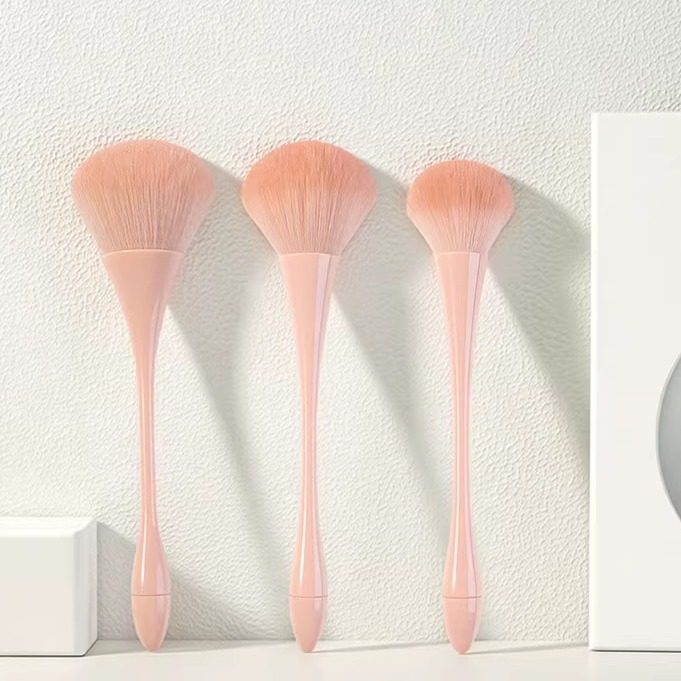 安一茜 大号散粉刷化妆刷小蛮腰单支超大散粉刷腮红专用刷,彩妆/香水/美妆工具,化妆刷,淘宝优惠券,粉丝福利购,淘宝优惠卷