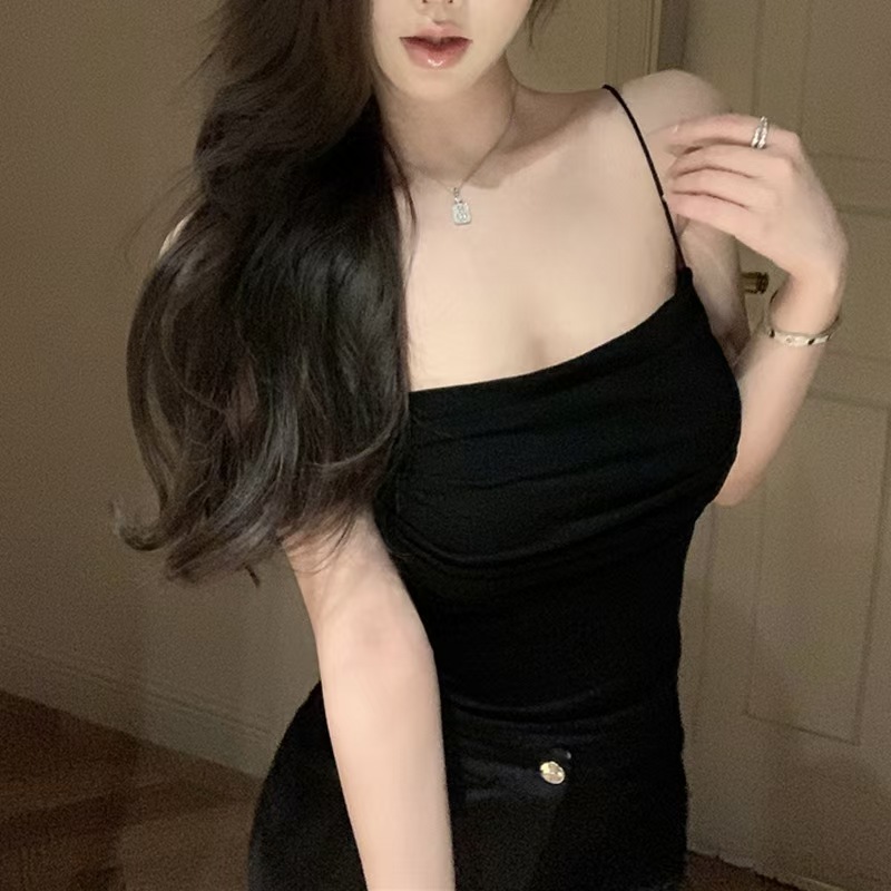 纯欲辣妹细吊带背心女夏2025新款带胸垫褶皱内搭短款无袖美背上衣