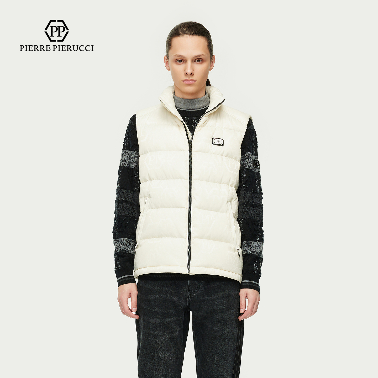 PP意大利国际轻奢品牌男装2025秋冬新款字母徽章羽绒马甲潮流外套