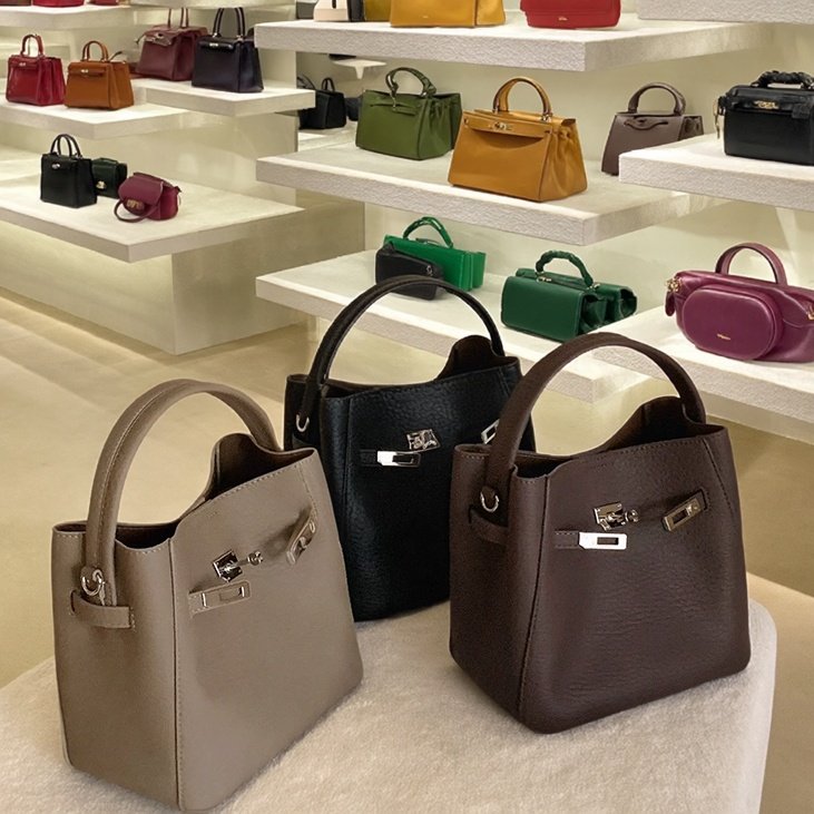 南风Chio2nd 戴妃暖咖水桶包包女2025新款高级通勤手提单肩斜挎包,箱包皮具/热销女包/男包,通用款女包,淘宝优惠券,粉丝福利购,淘宝优惠卷