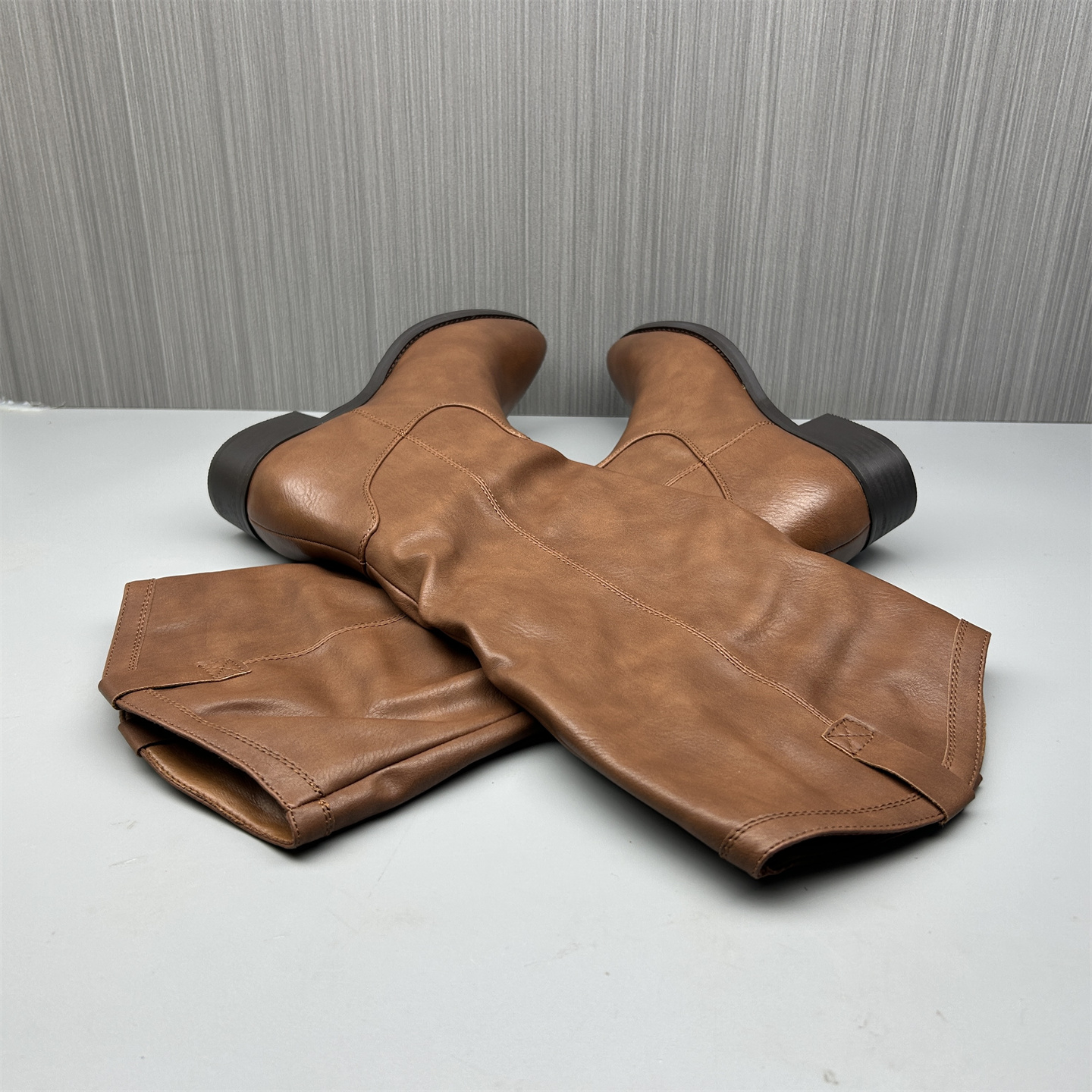 撤柜断码处理秋款长筒靴女百搭舒适尖头套筒不过膝骑士靴秋款单靴