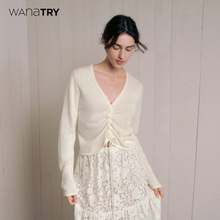 白色时髦休闲百搭上衣女 25秋冬新品 wana try羊毛抽绳设计感针织衫