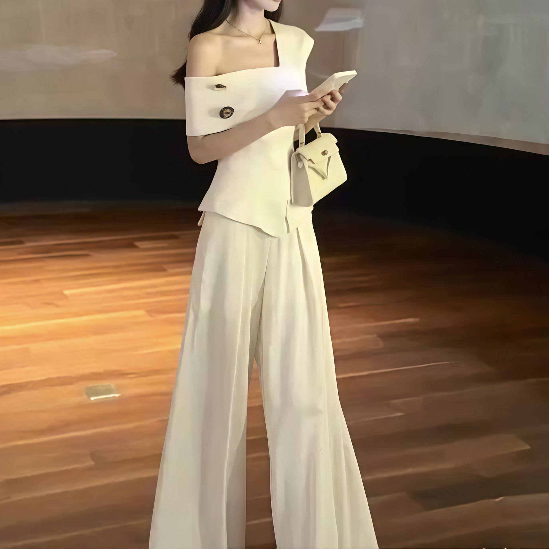 时尚套装女2026年夏季百搭新款设计感洋气露肩性感显瘦上衣阔腿裤,女装/女士精品,上衣,淘宝优惠券,粉丝福利购,淘宝优惠卷