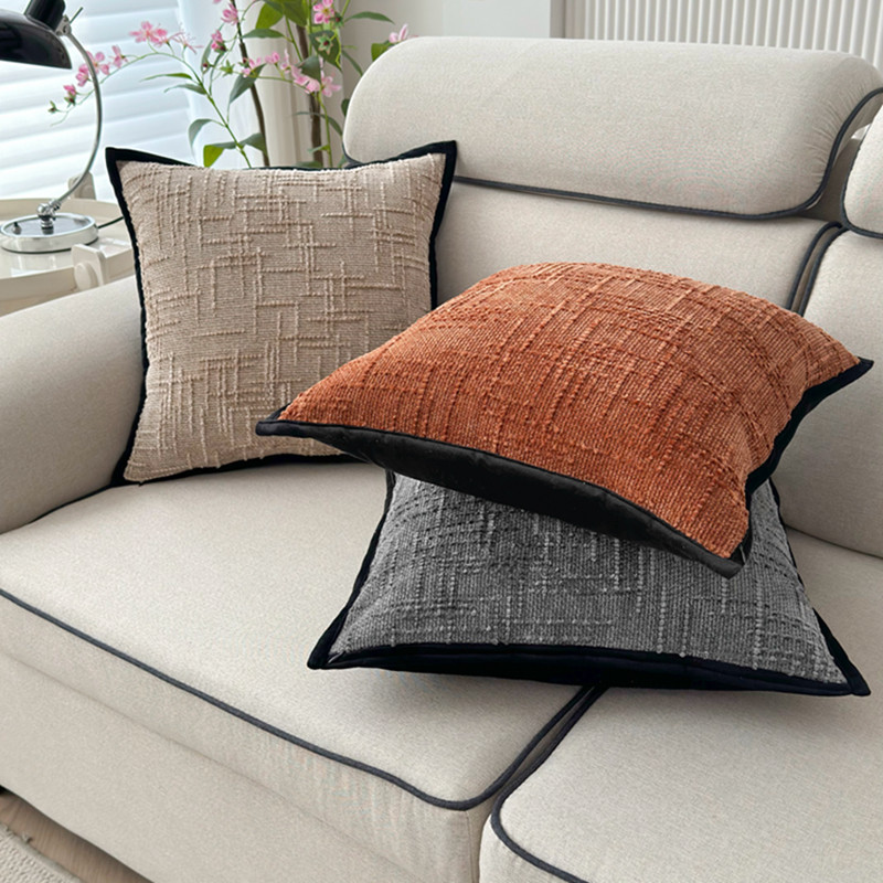 孟鸟中古风雪尼尔抱枕