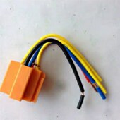 汽车5插5叉大灯插座继电器插座通用插头喇叭大灯继电器插座扁叉