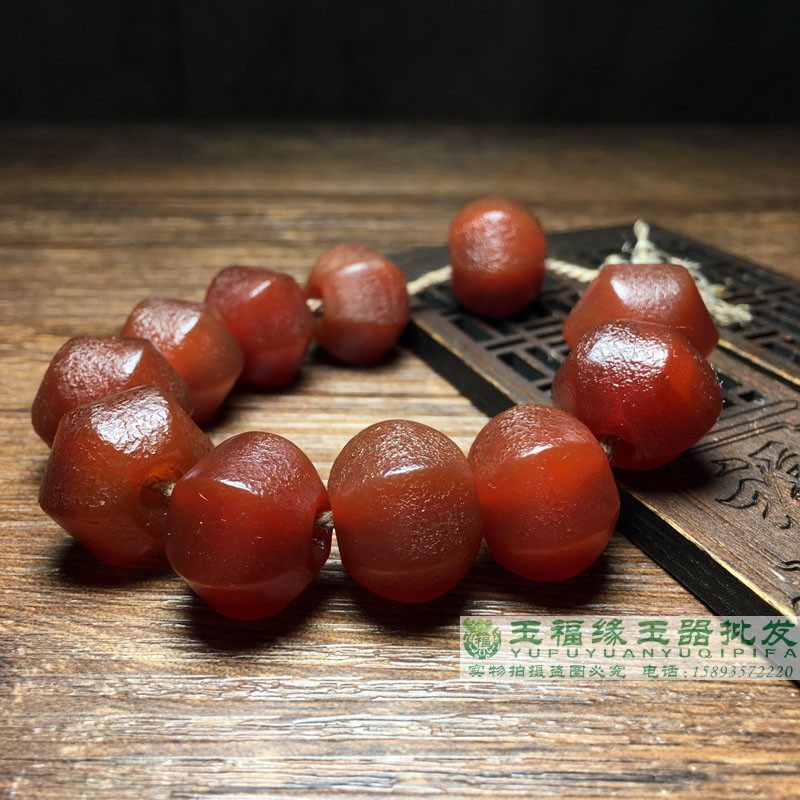 天然老玛瑙灯笼珠手链