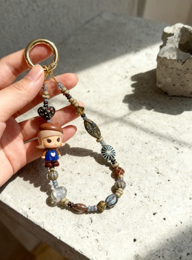 泡泡玛特咖啡工厂系列 MOLLY新晋店长萌粒抱抱咖啡串珠定款手机链