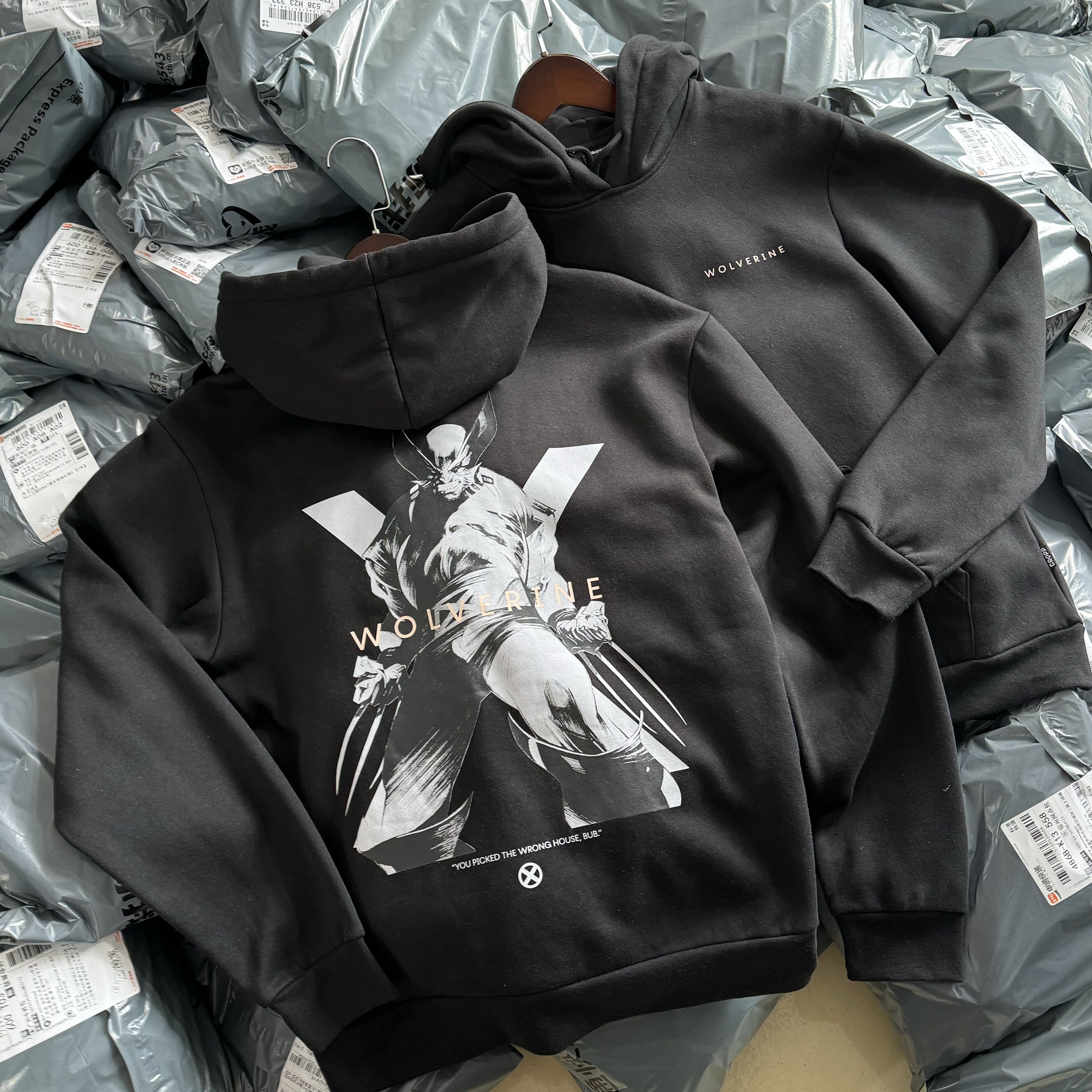 出口订单 战警金刚狠联名 美式复古连帽卫衣秋冬薄绒男女帽衫8762,男装,卫衣,淘宝优惠券,粉丝福利购,淘宝优惠卷