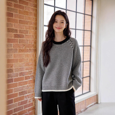 1313休闲黑白波浪条纹套头毛针织