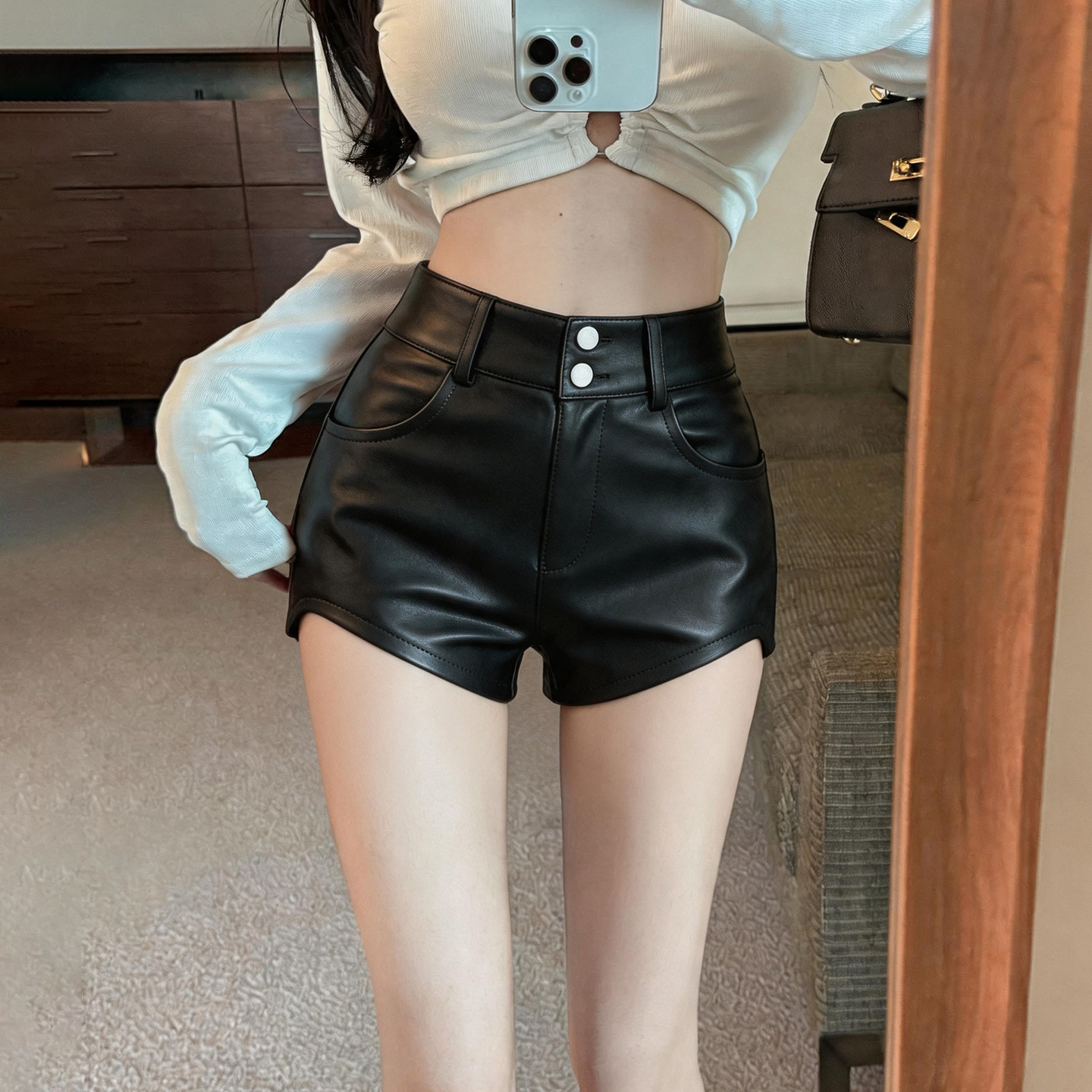 黑色高腰显瘦设计感PU皮包臀短裤女秋冬新款韩版辣妹热裤打底靴裤