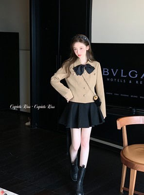 csk丘比特 柏林少女 驼色外套女英伦风短款蝴蝶结休闲夹克外套秋