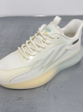 男鞋2026新款春季透气休闲运动鞋男百搭厚底跑步鞋