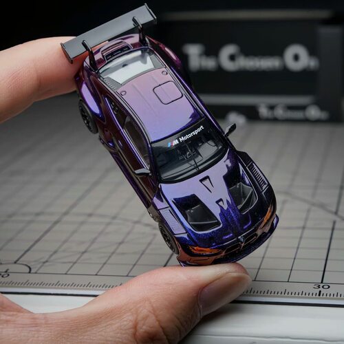 MY宝马M4GT3魔术紫变色龙64合金