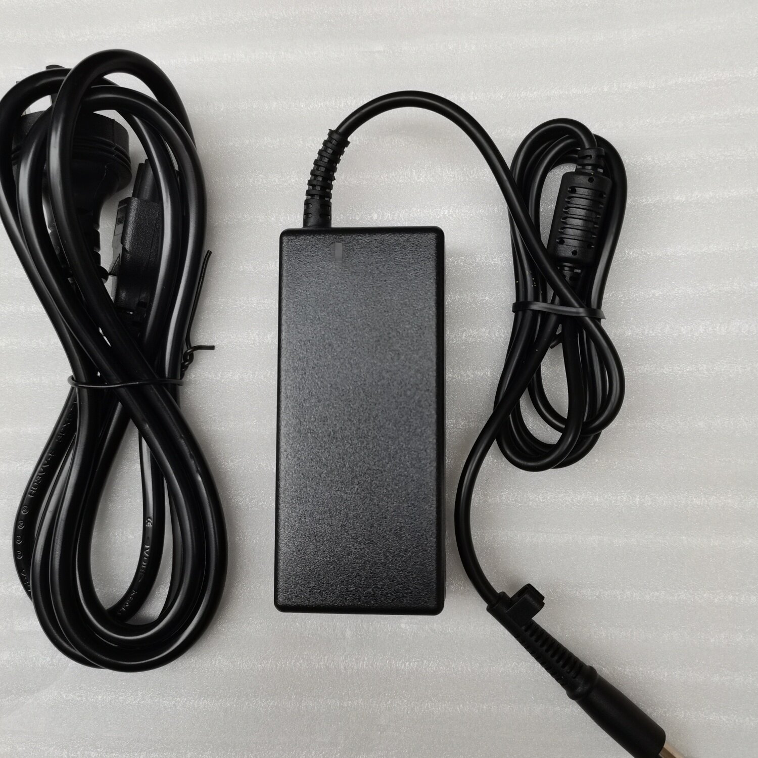 HP适用惠普2740p 2760p 2570P充电器PPP012H-S电源适配器19V4.74A