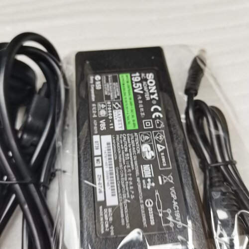 SONY索尼VPCEH-111T VPCCA-112T笔记本电脑适配充电器线19.5V4.7A