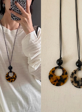 豹纹圆片树脂吊坠项链小众复古