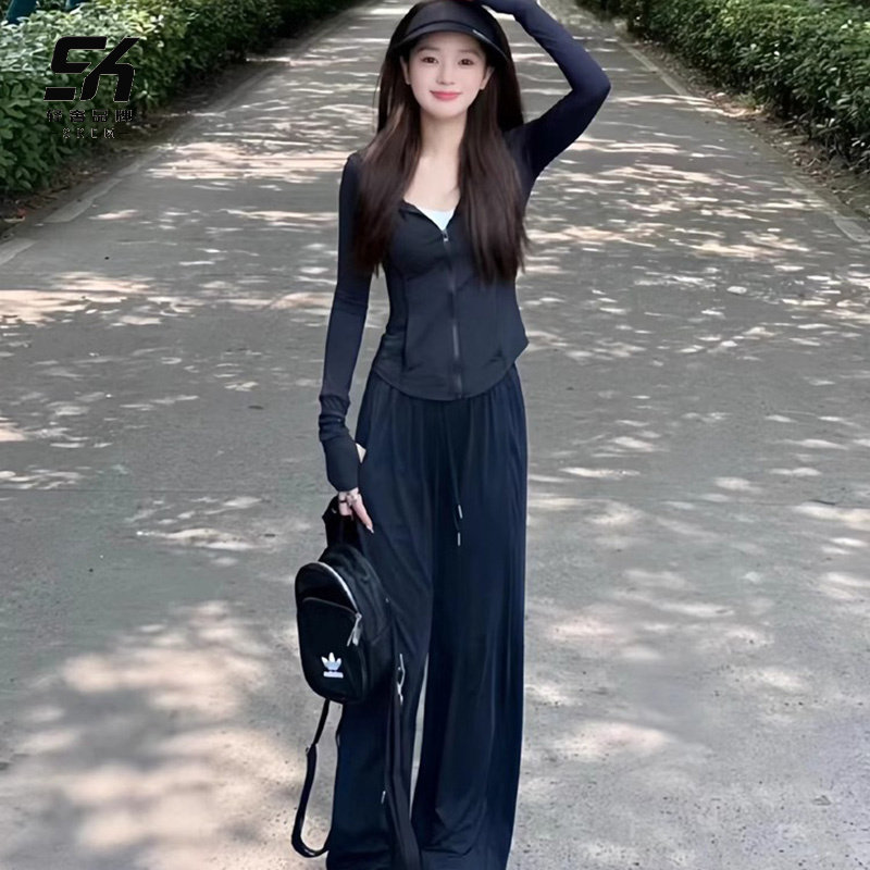 冰丝防晒衣新款运动套装女夏季薄款防紫外线时尚宽松阔腿裤两件套