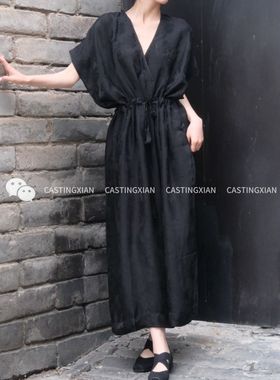 UMA WANG 24秋冬现货 黑色暗纹提花抽绳连衣裙