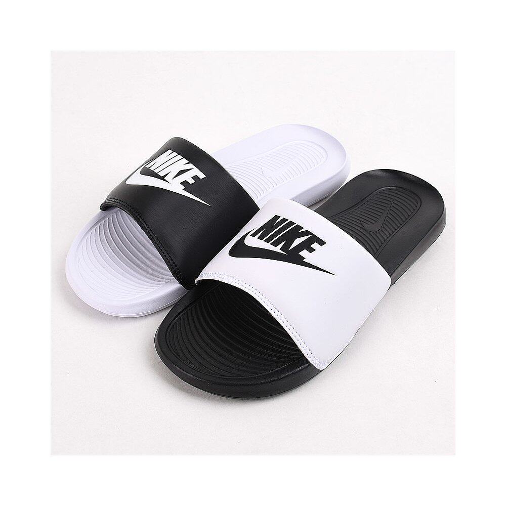 日本直邮NIKE 耐克男士黑白撞色时尚拖鞋 DD0234 100怎么看?