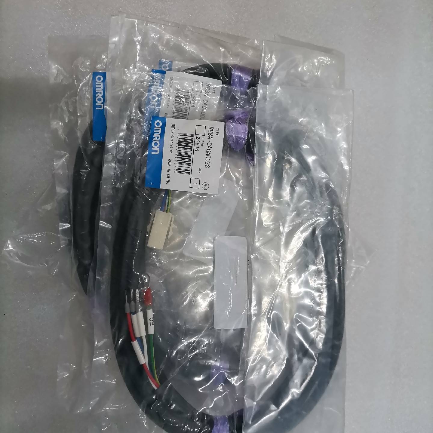 R88A-GAGA003S，6条议价 也可为维修！！