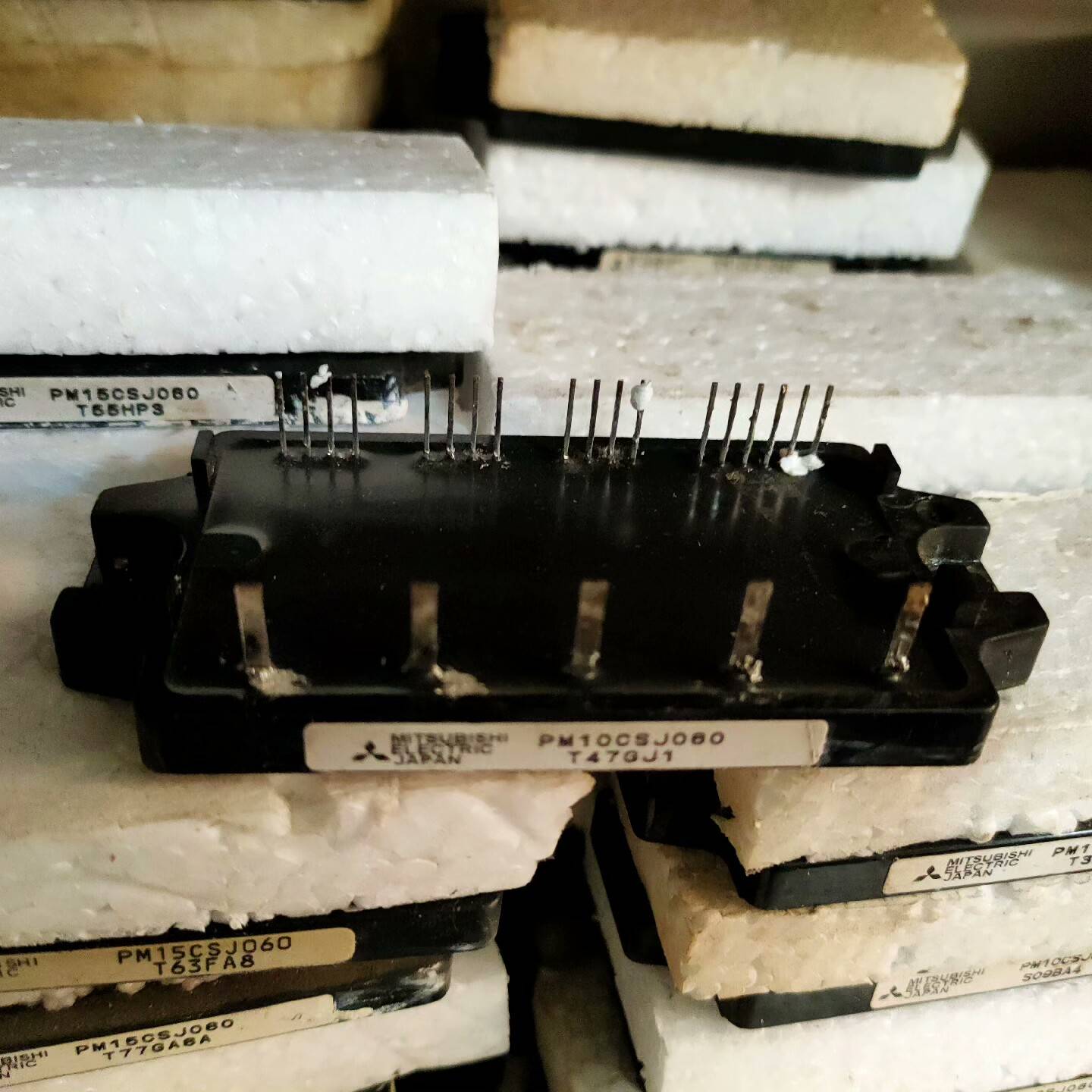 PM10CSJ060      PM15CSJ060议价 也可为维修！！