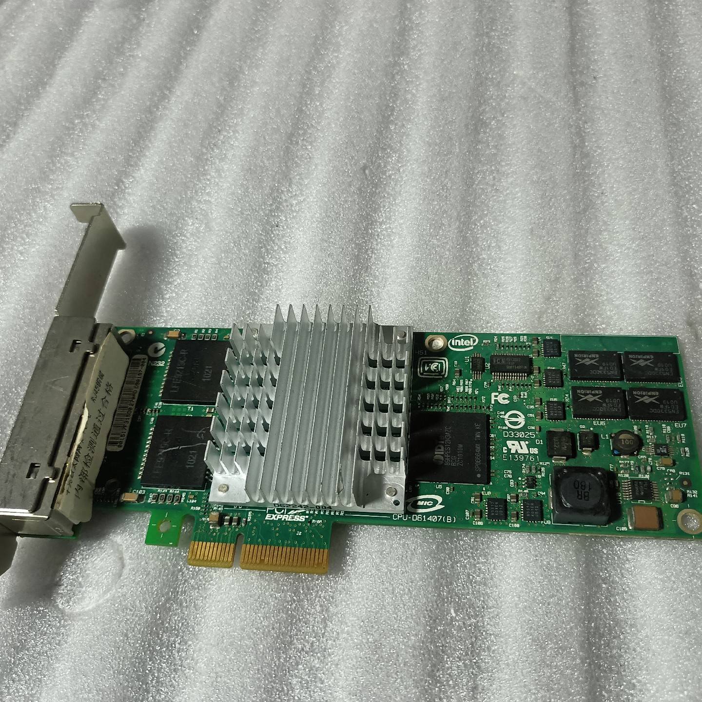 EXPESS英特尔 DD3025 E139761CP议价 也可为维修！！