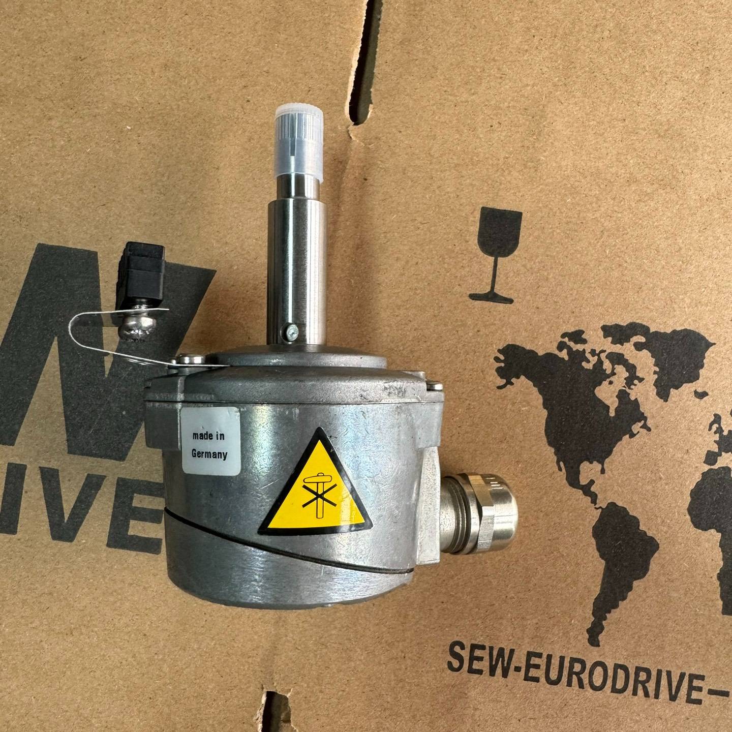 #编码器SEW编码器ES2S OGS72议价 也可为维修！！