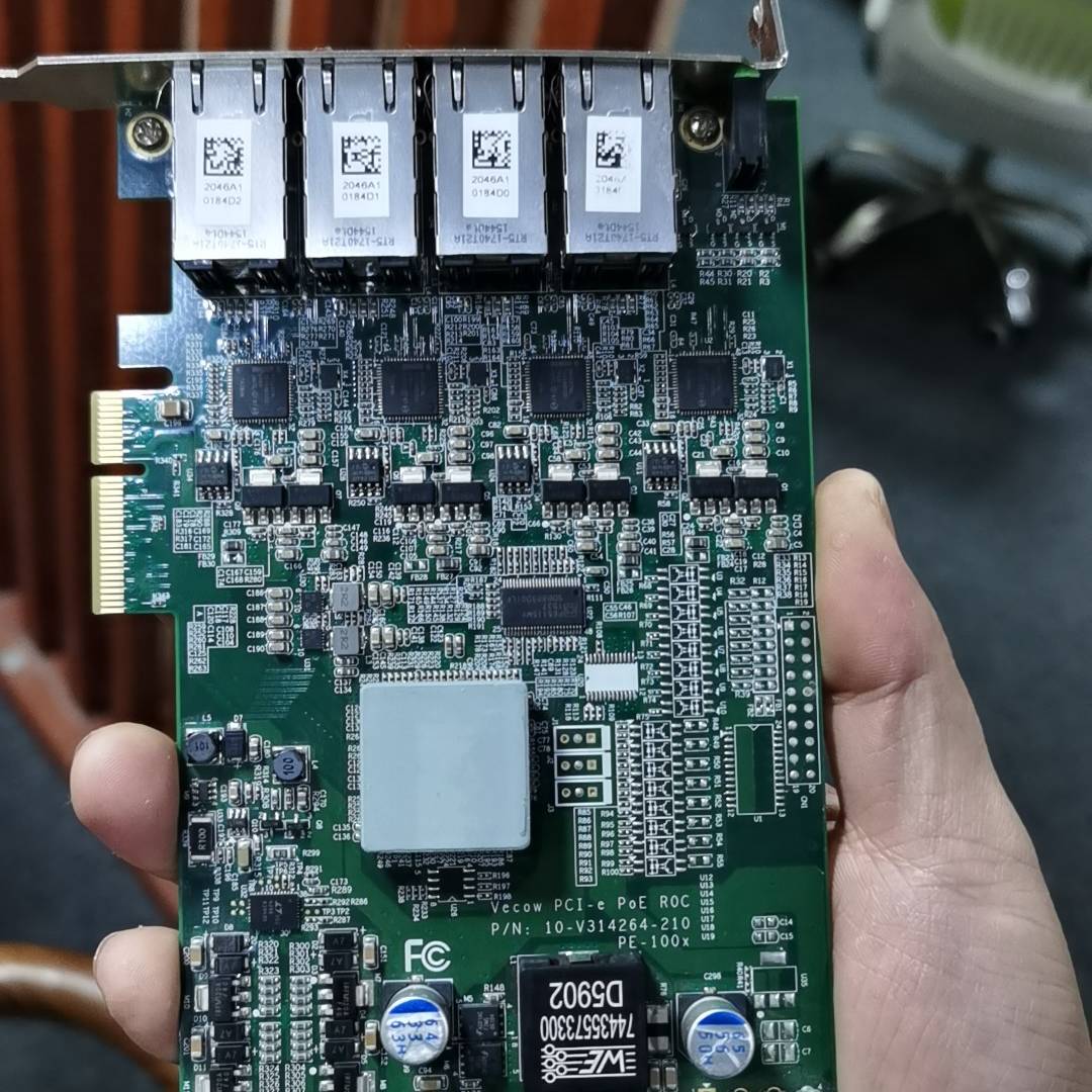 Vecow/超恩科技 POE-1004 网议价 也可为维修!!